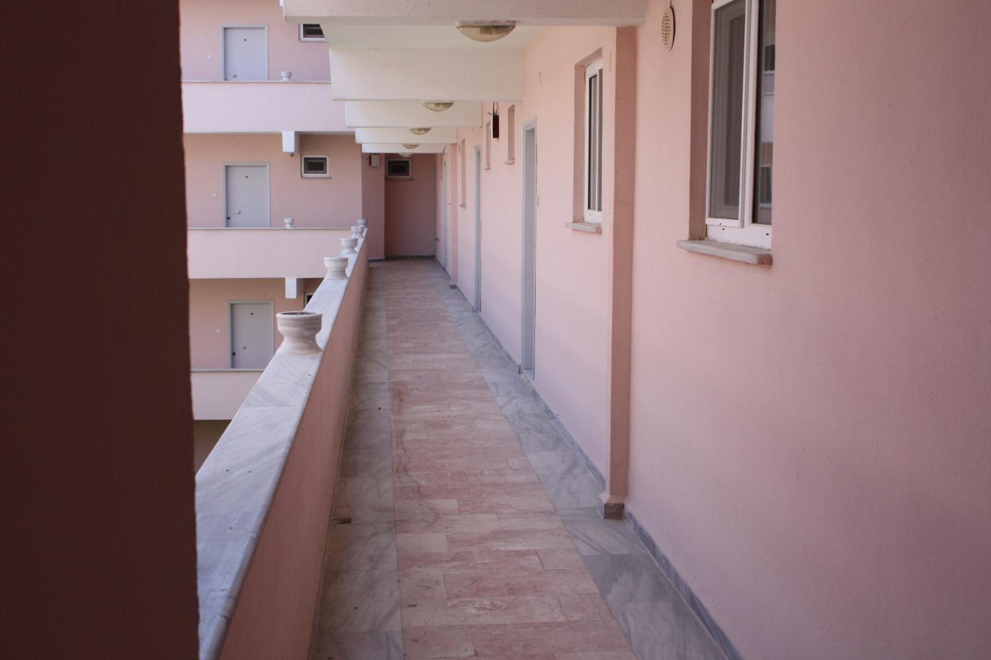 Orcin Apart Hotel Lapseki Экстерьер фото